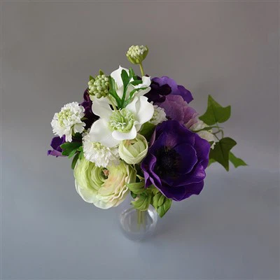 Gubahan Bunga Tiruan Ilusi Air